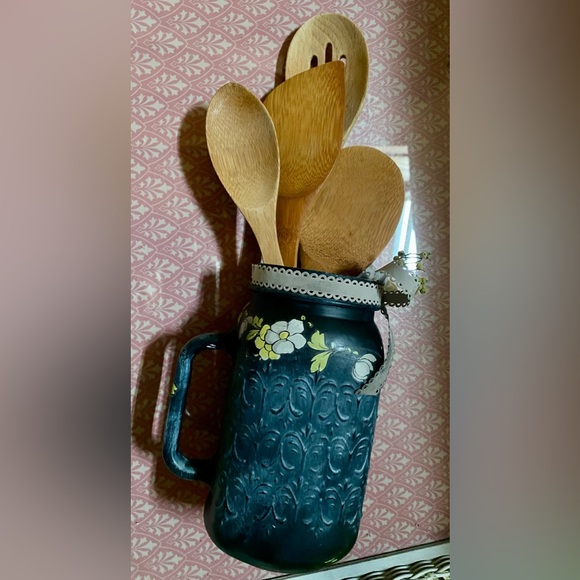 🔥Handcrafted Utility Jar with 4 Wooden Spoons🔥 - Picture 2 of 10